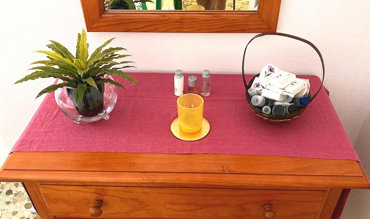 Practico Apartamento A 5 Min Andando De Gibraltar Y El Centro, Frente Al Mar Ла-Линеа-де-ла-Консепсьон Экстерьер фото