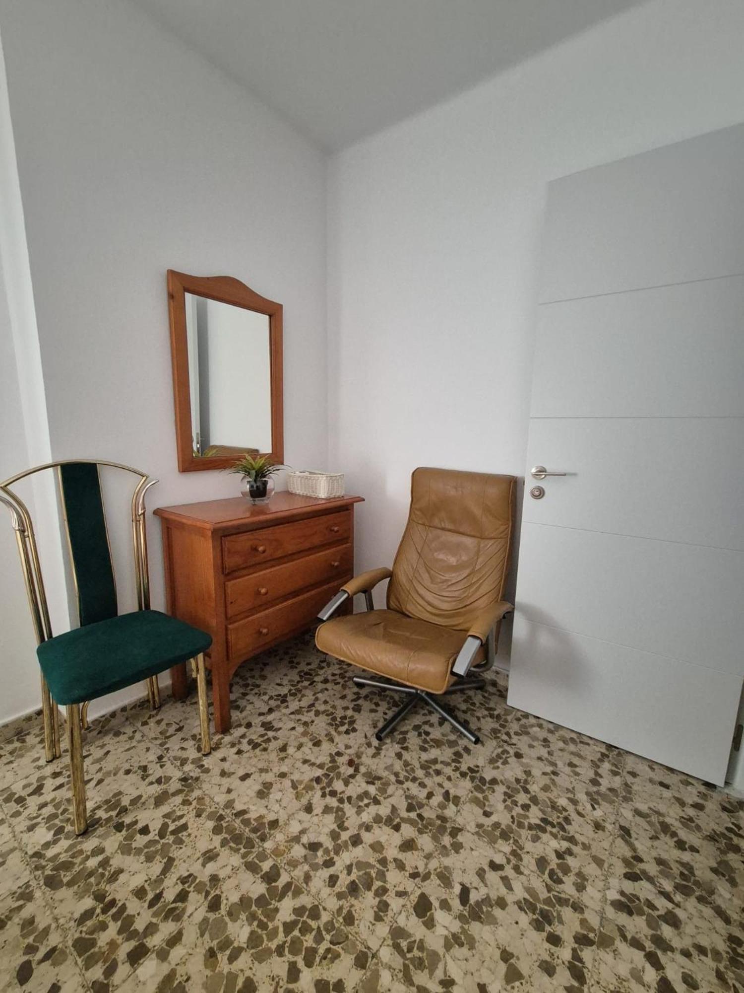 Practico Apartamento A 5 Min Andando De Gibraltar Y El Centro, Frente Al Mar Ла-Линеа-де-ла-Консепсьон Экстерьер фото